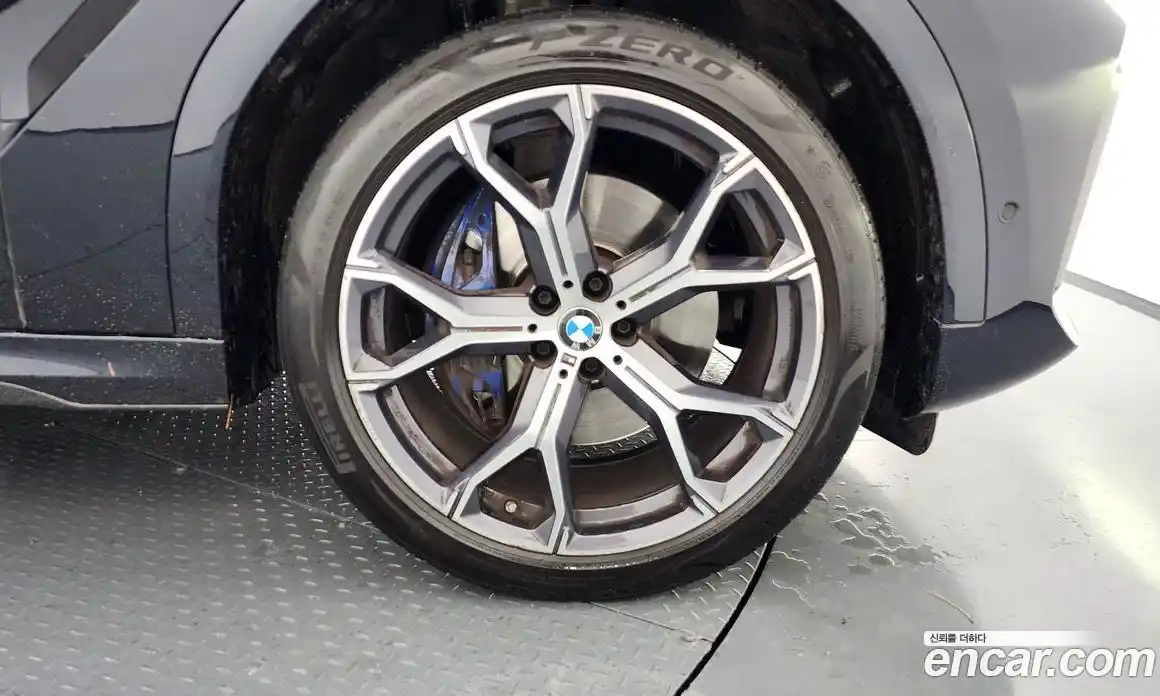 BMW X6 2022 3.0 гидро в Москве № 158357, фото 5