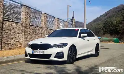 BMW 3-Series, 2022