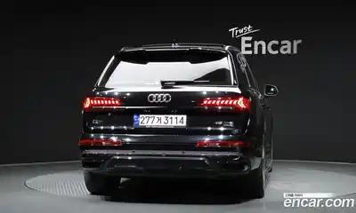 Audi Q7 2023 3.0 гидро в Москве № 162641, миниатюра 4