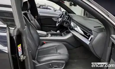Audi Q8 2021 3.0 гидро в Москве № 163647, миниатюра 11