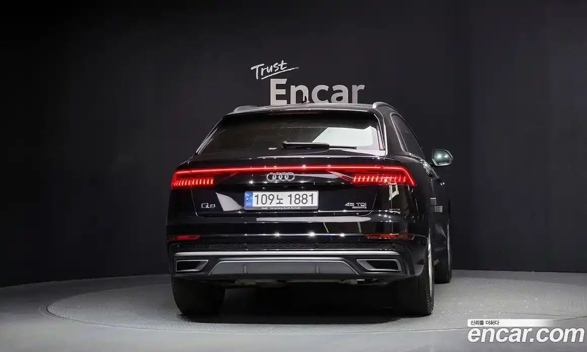 Audi Q8 2021 3.0 гидро в Москве № 163647, фото 4