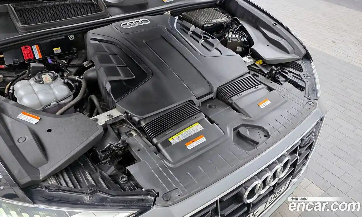 Audi Q8 2021 3.0 гидро в Москве № 163647, фото 6