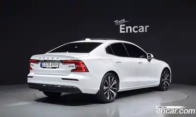 Volvo S60 2022 2.0 гидро в Москве № 164297, миниатюра 2