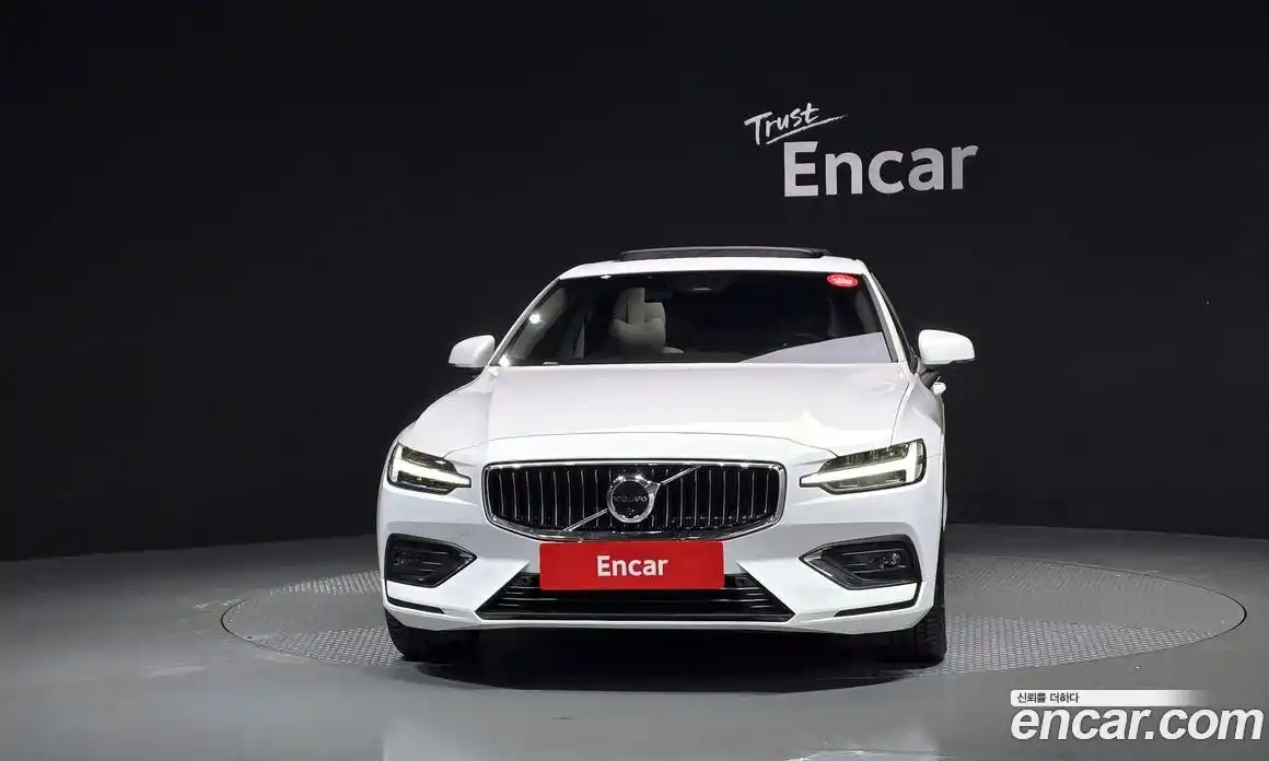 Volvo S60 2022 2.0 гидро в Москве № 164297, фото 3