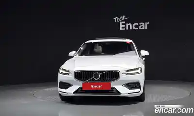 Volvo S60 2022 2.0 гидро в Москве № 164297, миниатюра 3