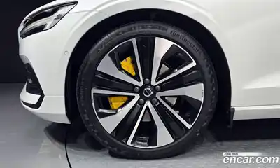 Volvo S60 2022 2.0 гидро в Москве № 164297, миниатюра 5