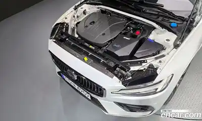 Volvo S60 2022 2.0 гидро в Москве № 164297, миниатюра 6