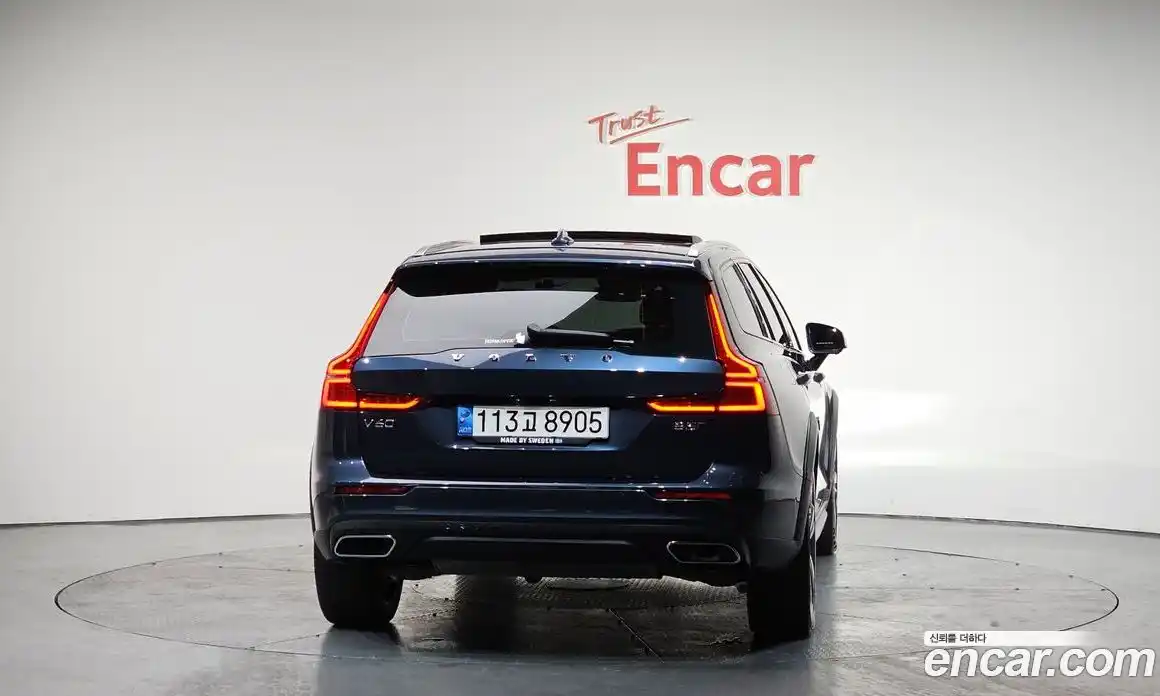 Volvo V60 2021 2.0 гидро в Москве № 164314, фото 3