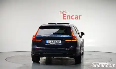 Volvo V60 2021 2.0 гидро в Москве № 164314, миниатюра 3
