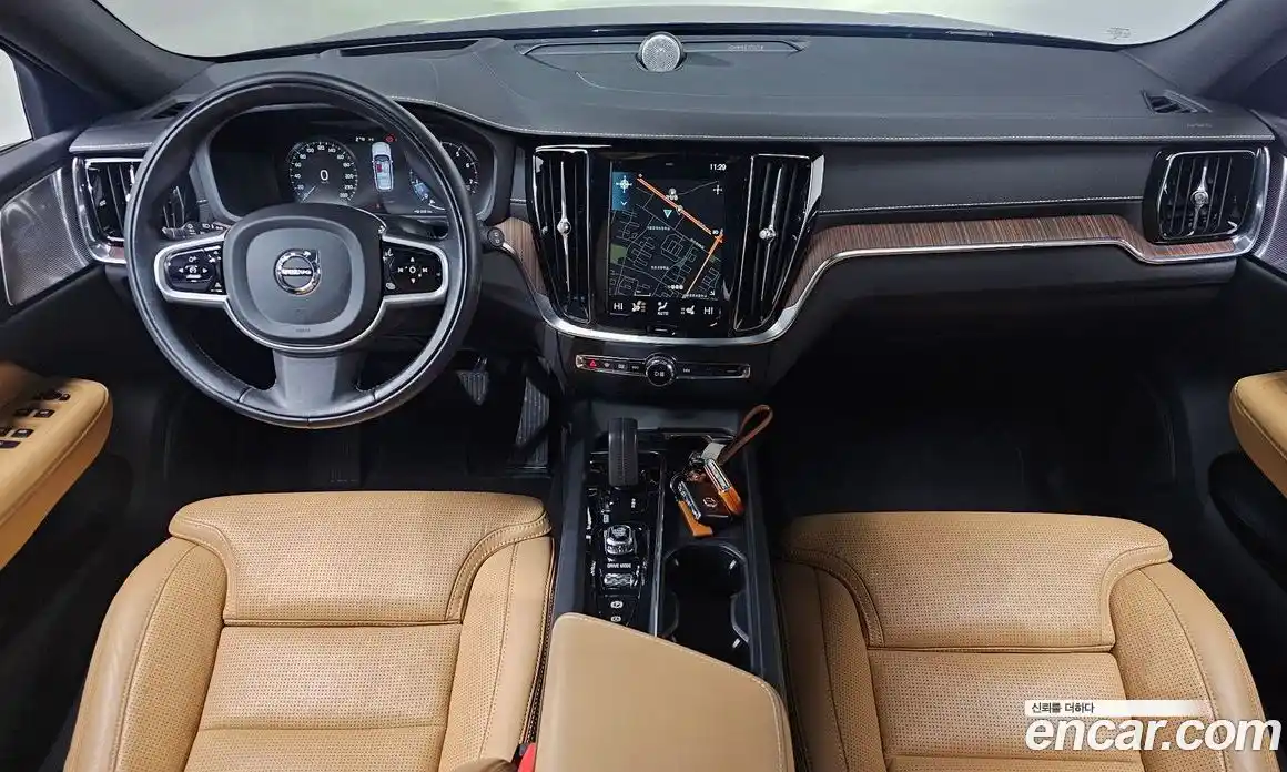 Volvo V60 2021 2.0 гидро в Москве № 164314, фото 6