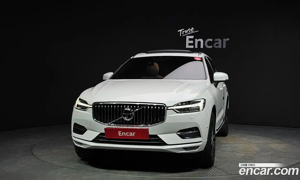 Volvo XC60 2019 2.0 гидро в Москве № 164593, фото 3