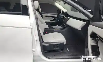 Land Rover Range-Rover Evoque 2024 2.0 гидро в Москве № 165957, миниатюра 11