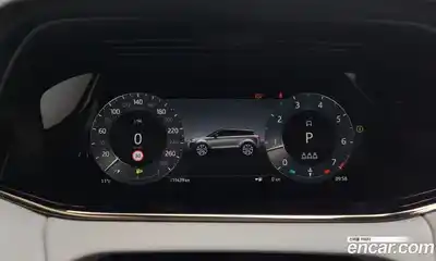 Land Rover Range-Rover Evoque 2024 2.0 гидро в Москве № 165957, миниатюра 8