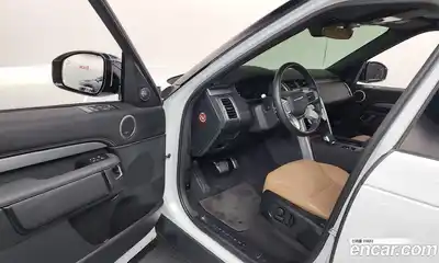 Land Rover Discovery 2024 3.0 гидро в Москве № 165986, миниатюра 9