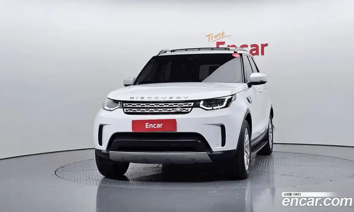 Land Rover Discovery 2018 3.0 гидро в Москве № 166145, фото 3