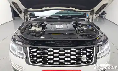 Land Rover Range-Rover 2019 4.4 гидро в Москве № 166208, миниатюра 5