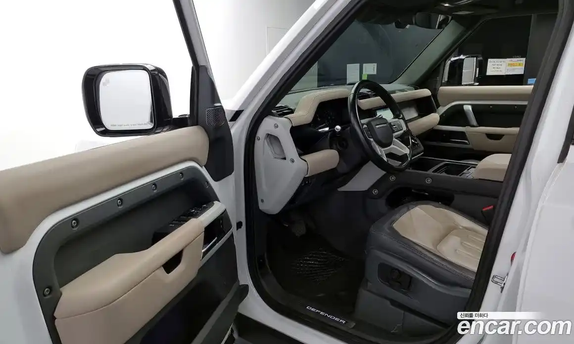 Land Rover Defender 2021 2.0 гидро в Москве № 166334, фото 10