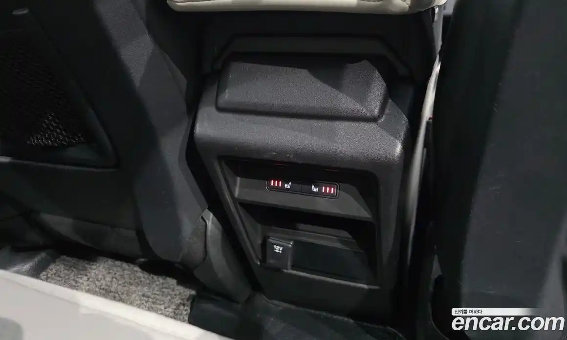 Land Rover Discovery Sport 2017 2.0 гидро в Москве № 166594, фото 19