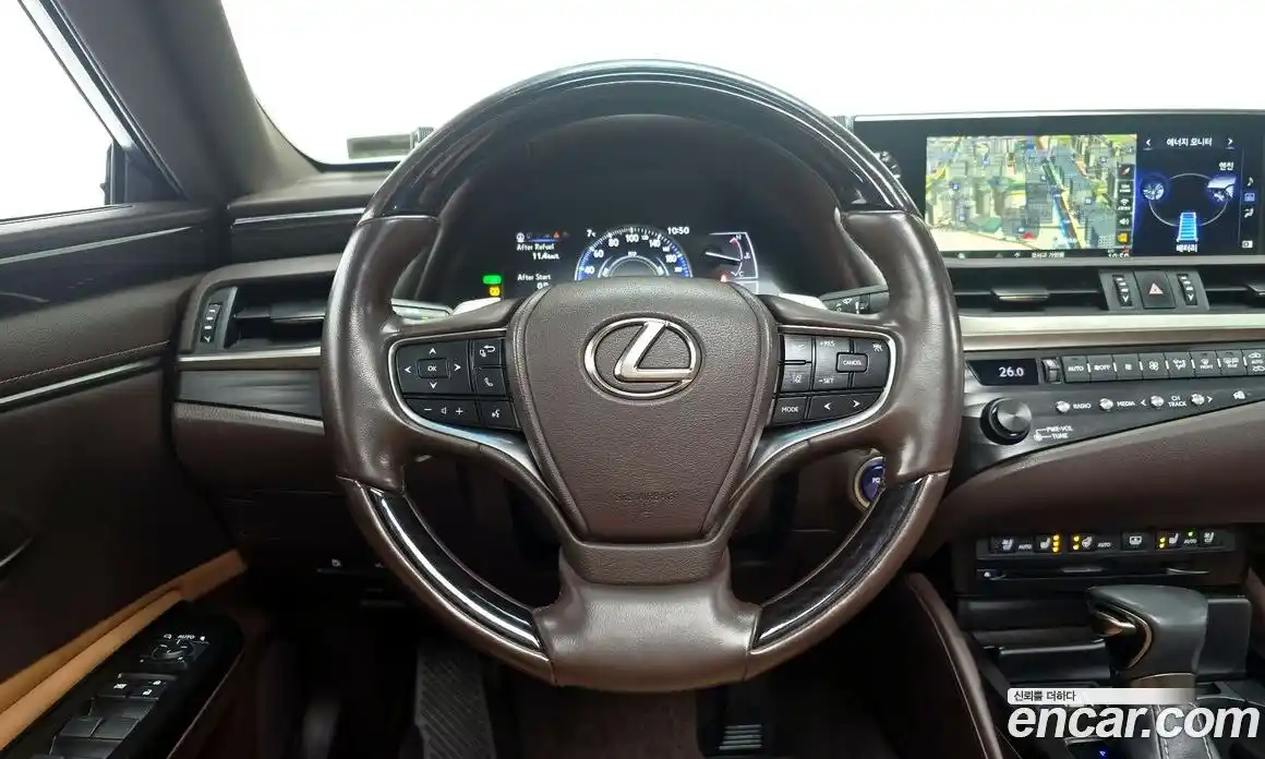 Lexus ES 2019 2.5 гидро в Москве № 168269, фото 13