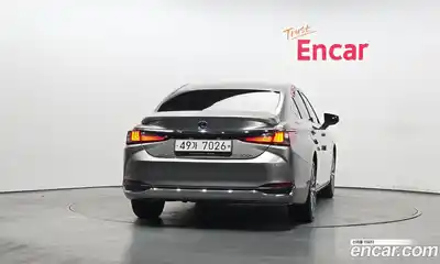 Lexus ES 2019 2.5 гидро в Москве № 168269, миниатюра 4