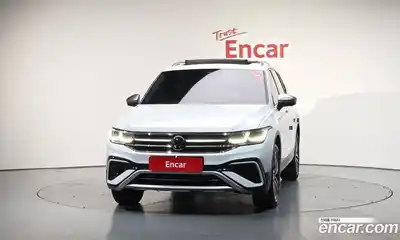 Volkswagen Tiguan 2023 2.0 гидро в Москве № 168424, миниатюра 2