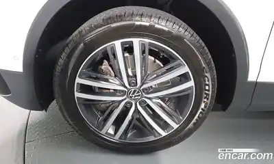Volkswagen Tiguan 2023 2.0 гидро в Москве № 168424, миниатюра 4