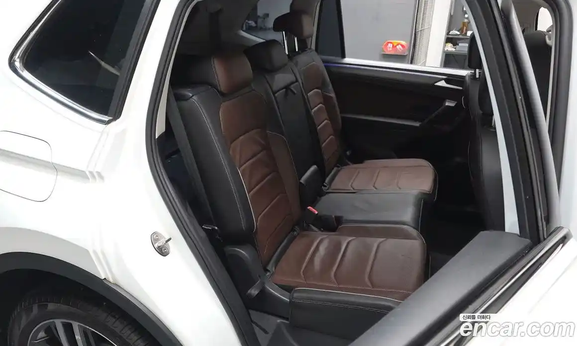 Volkswagen Tiguan 2023 2.0 гидро в Москве № 168424, фото 10