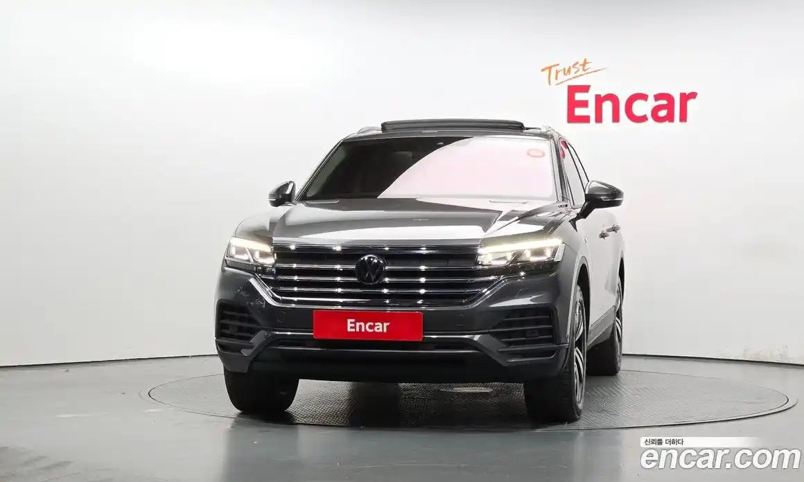 Volkswagen Touareg 2023 3.0 гидро в Москве № 168601, фото 3