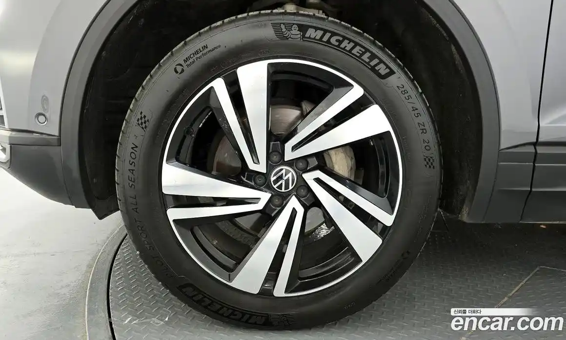 Volkswagen Touareg 2023 3.0 гидро в Москве № 168601, фото 5