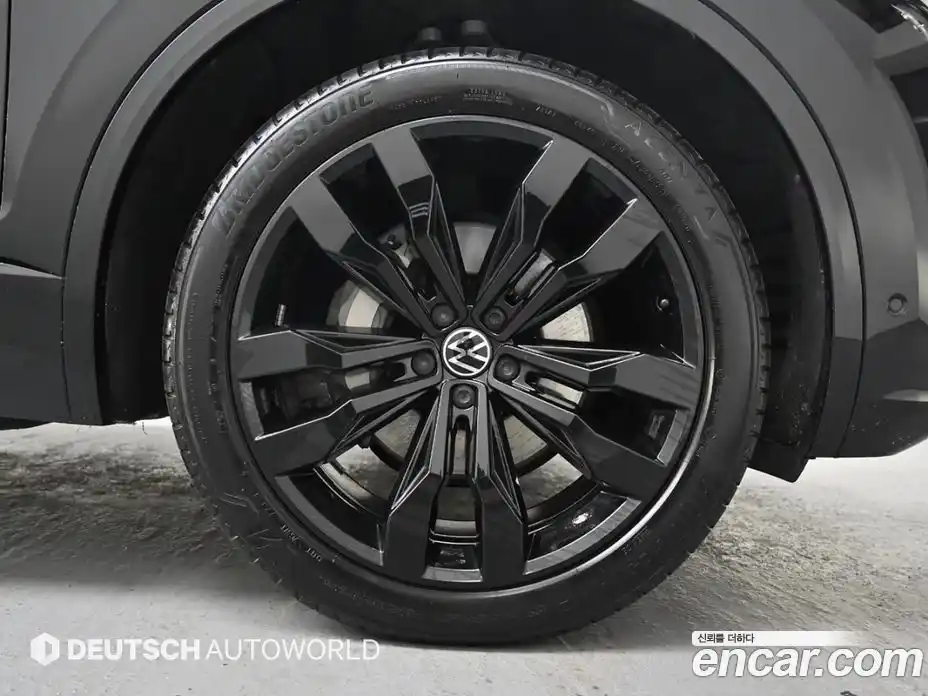 Volkswagen Touareg 2023 3.0 гидро в Москве № 169143, фото 5