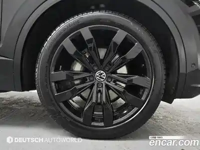Volkswagen Touareg 2023 3.0 гидро в Москве № 169143, миниатюра 5