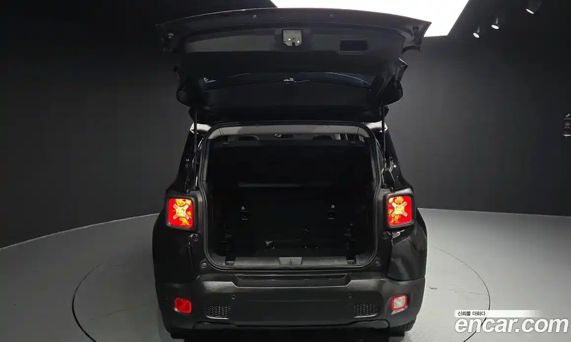 Jeep Renegade 2020 2.4 гидро в Москве № 169682, фото 20