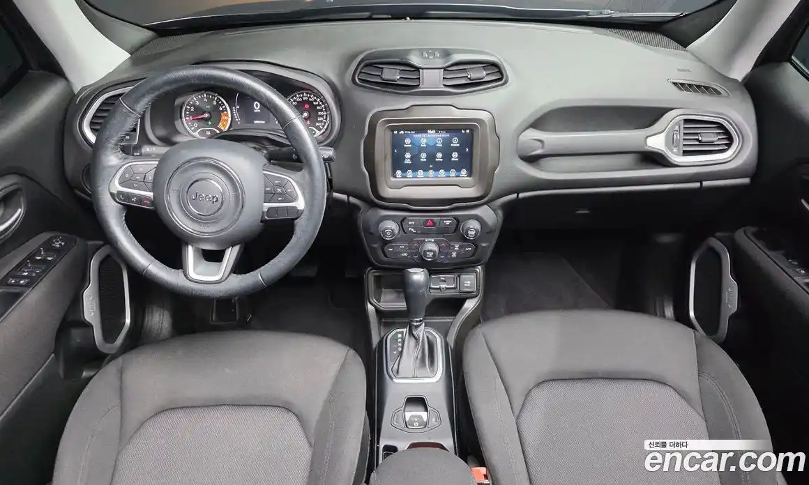 Jeep Renegade 2020 2.4 гидро в Москве № 169682, фото 7