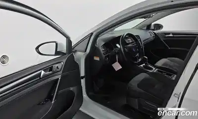 Volkswagen Golf 2014 2.0 гидро в Москве № 172903, миниатюра 12