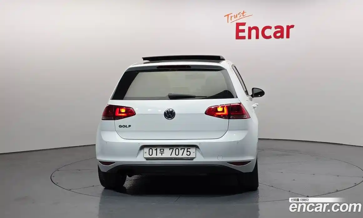 Volkswagen Golf 2014 2.0 гидро в Москве № 172903, фото 4