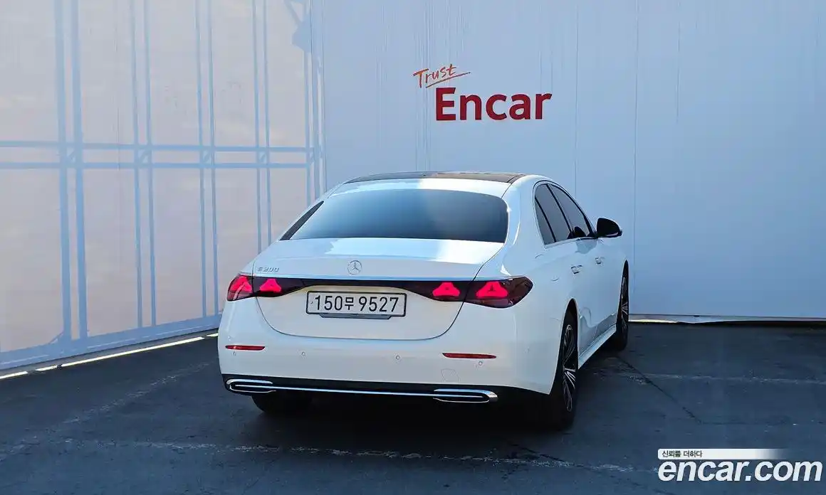 Mercedes-Benz E-Class 2024 2.0 гидро в Москве № 176498, фото 4