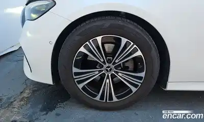 Mercedes-Benz E-Class 2024 2.0 гидро в Москве № 176498, миниатюра 5