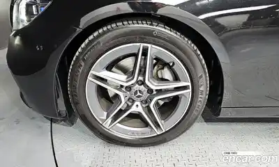 Mercedes-Benz E-Class 2023 2.0 гидро, миниатюра 5
