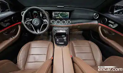 Mercedes-Benz E-Class 2023 2.0 гидро, миниатюра 7