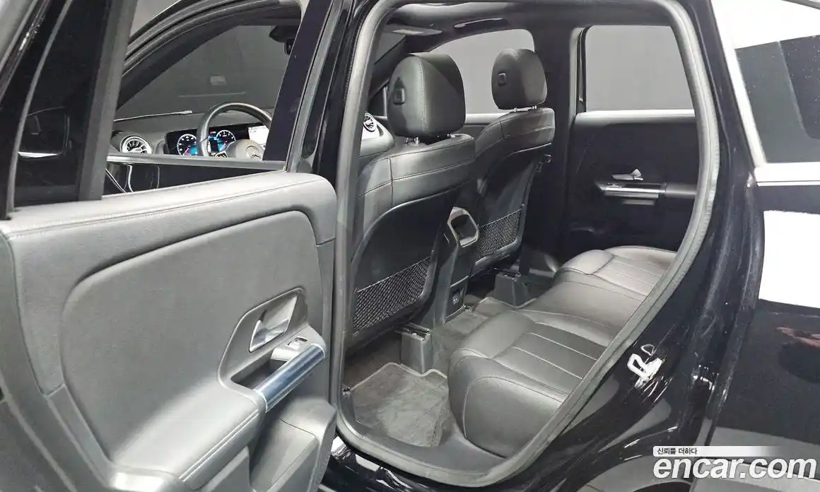 Mercedes-Benz GLA-Class 2021 2.0 гидро в Москве № 179034, фото 12