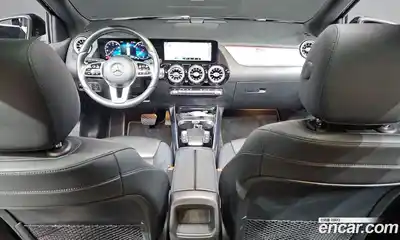 Mercedes-Benz GLA-Class 2021 2.0 гидро в Москве № 179034, миниатюра 7