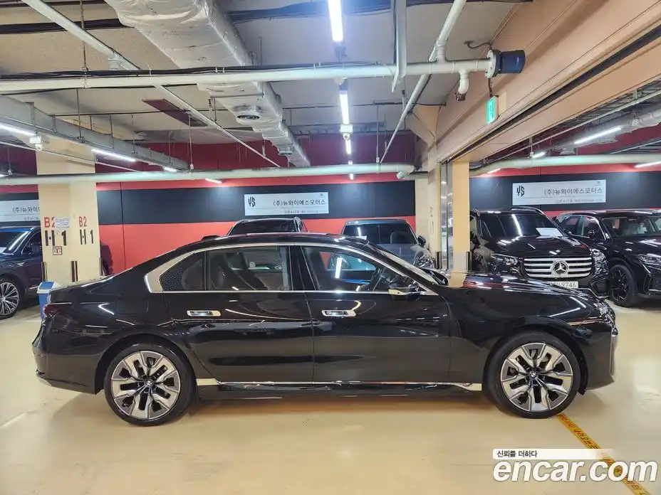 BMW 7-Series 2024 3.0 гидро в Москве № 186805, фото 4