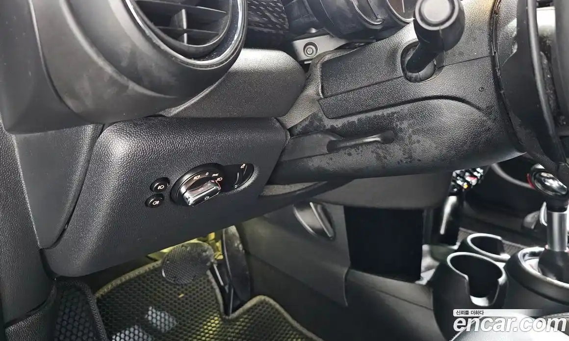 Mini Cooper 2019 2.0 гидро в Москве № 187697, фото 17