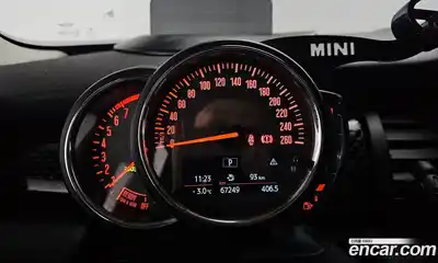 Mini Cooper 2019 2.0 гидро в Москве № 187697, миниатюра 7