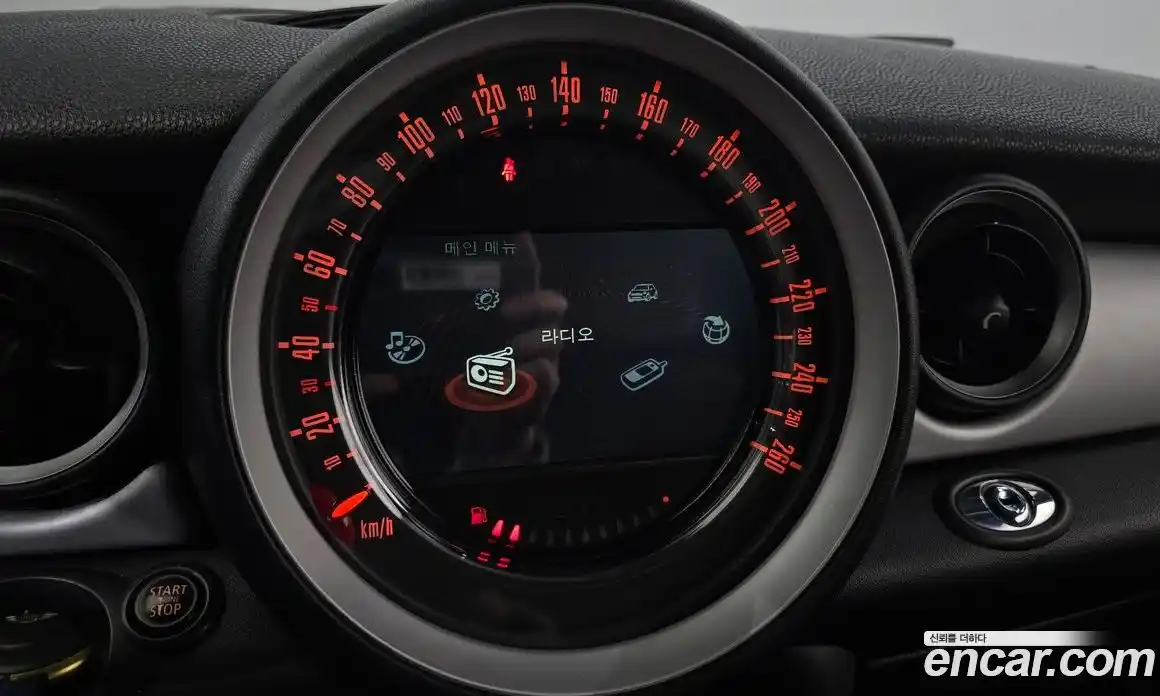 Mini Roadster 2015 1.6 гидро в Москве № 187920, фото 18