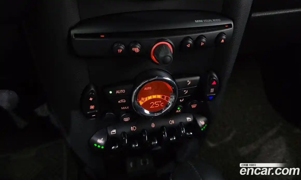 Mini Roadster 2015 1.6 гидро в Москве № 187920, фото 19