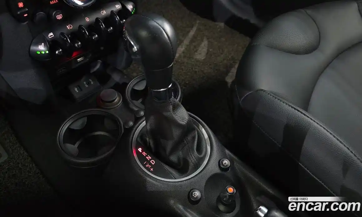 Mini Roadster 2015 1.6 гидро в Москве № 187920, фото 9