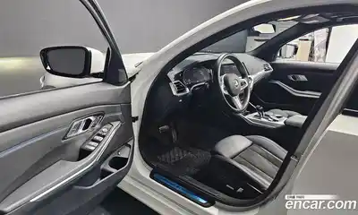 BMW 3-Series 2022 2.0 гидро в Москве № 189364, миниатюра 10