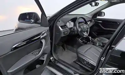 BMW X1 2022 2.0 гидро в Москве № 192186, миниатюра 10
