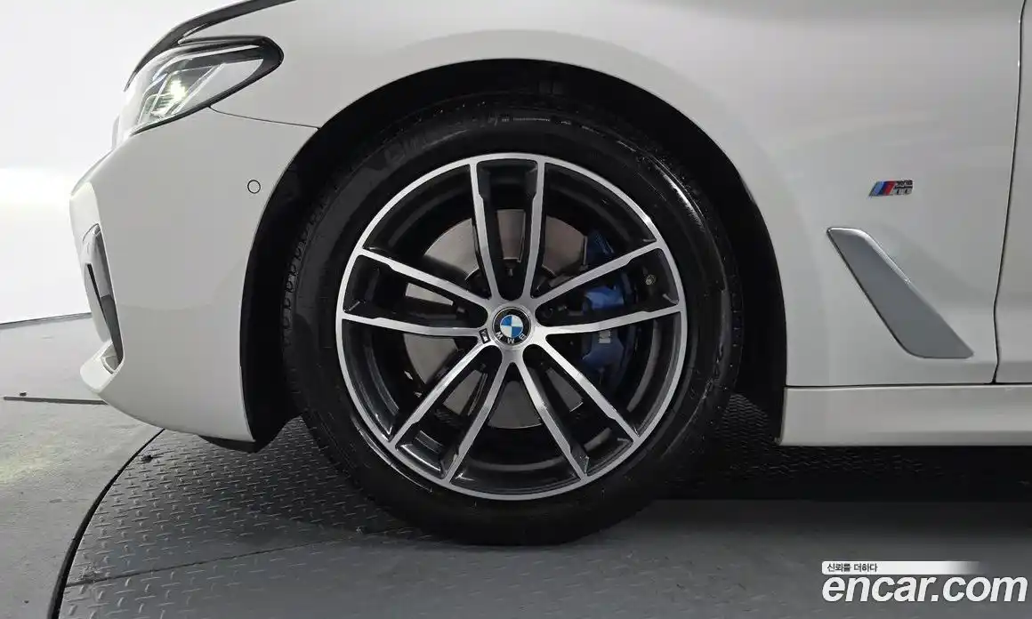 BMW 5-Series 2023 2.0 гидро в Москве № 192309, фото 4